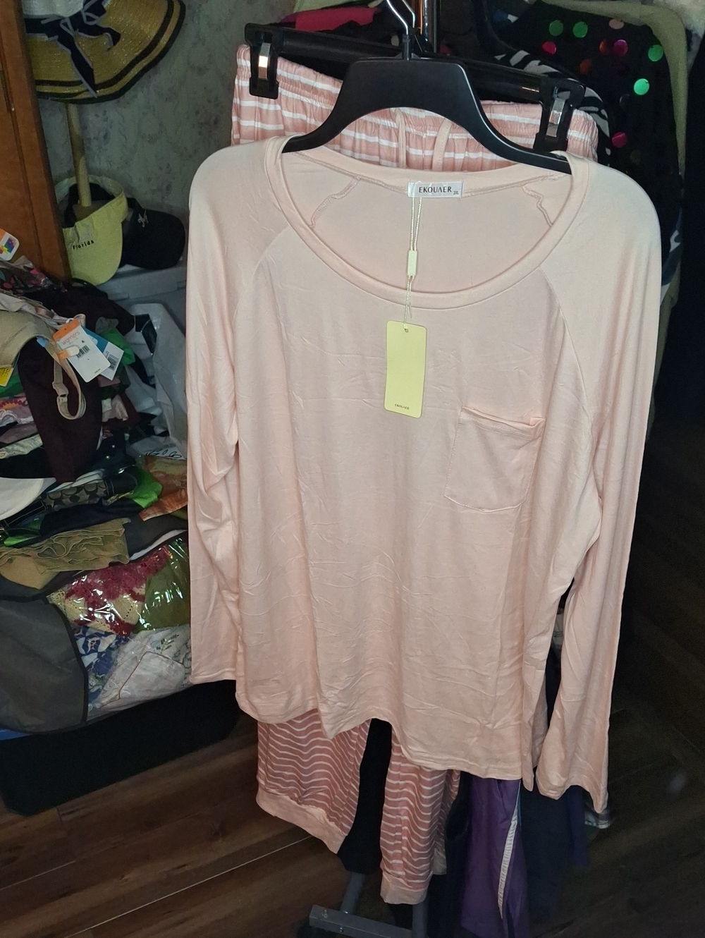 EkouaerLong-Sleeve Pocket Lounge Top & Striped Pants - Light Blush Pink NWT